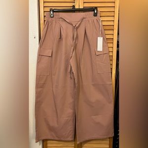 NWT  SIENNA SKY PANTS